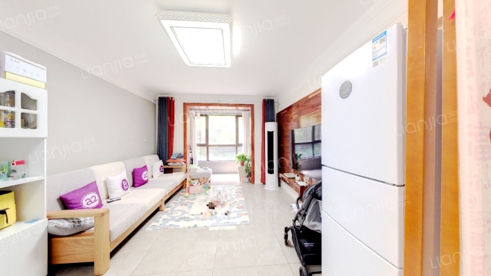 众美凤凰绿都三期二手房实景图