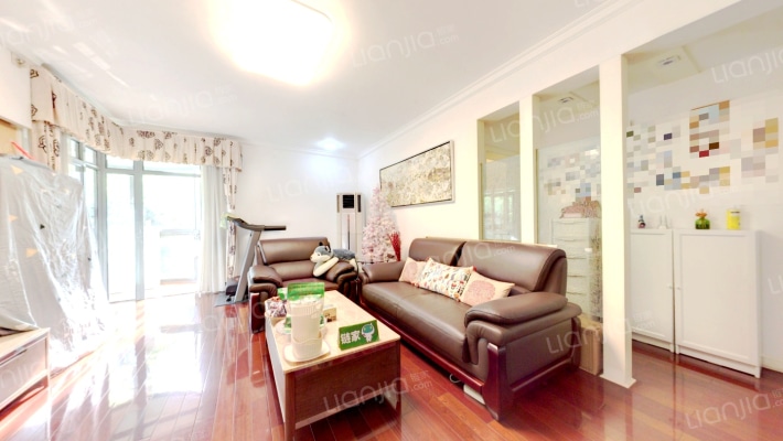 保利香槟苑（一期）二手房实景图