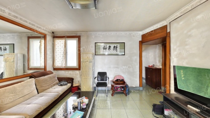 新华住宅小区二手房实景图