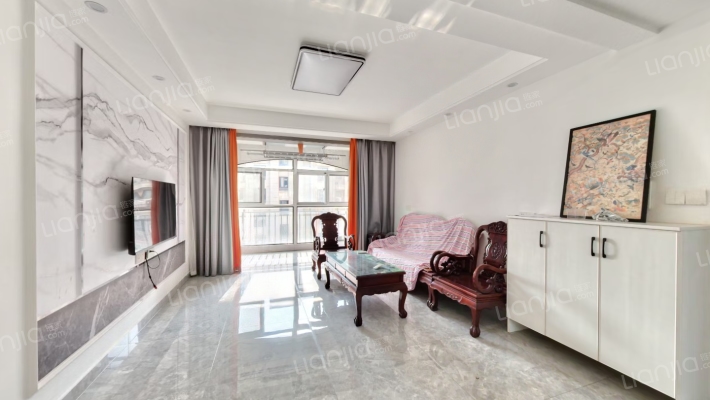 海盛家园二手房实景图