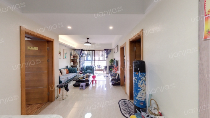 黎安小镇C小区二手房实景图