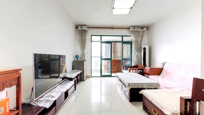 国际服装城A区二手房实景图