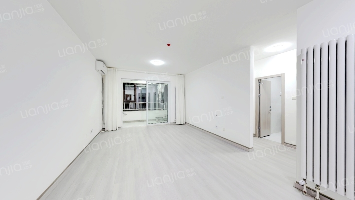 明湖风景二手房实景图