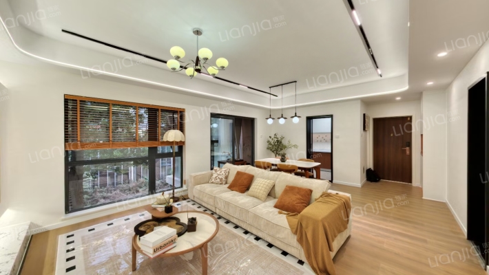 花样年美岸二手房实景图