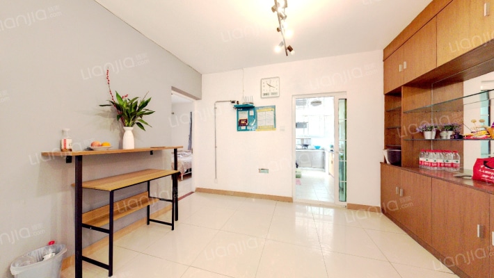 天海花园二手房实景图