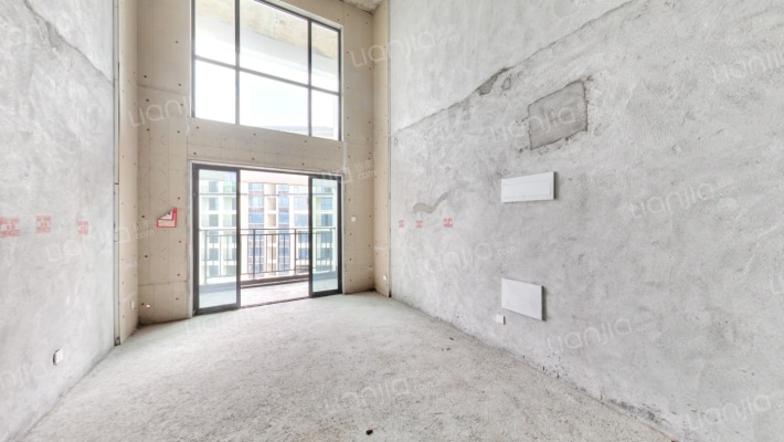 邦盛复式山二手房实景图