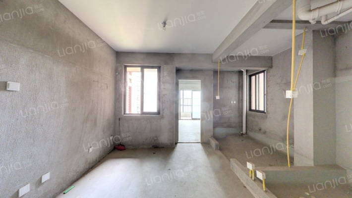 盖山新苑二手房实景图