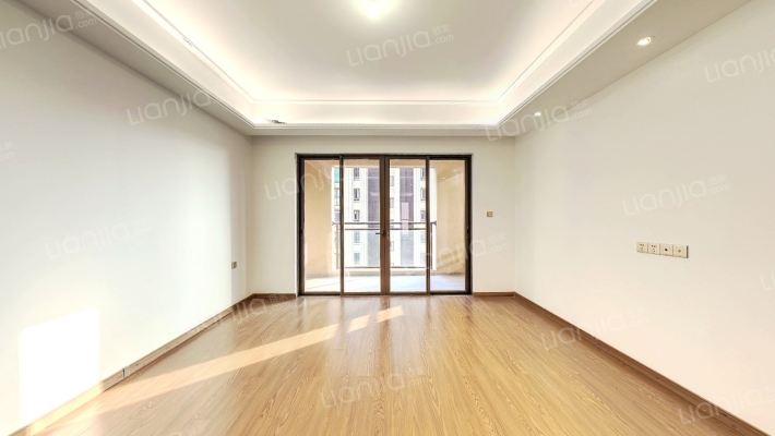 鼓楼金茂府二期二手房实景图