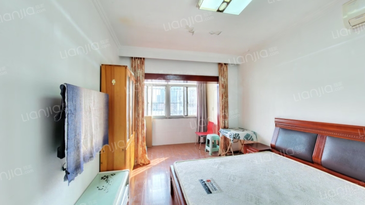 凤凰三村20号二手房实景图