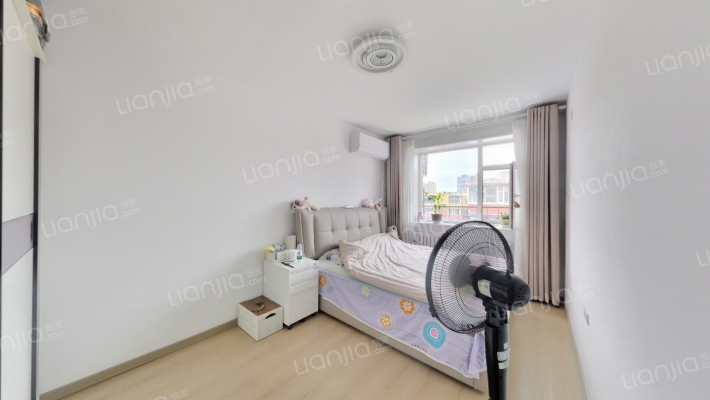 英海楼二手房实景图