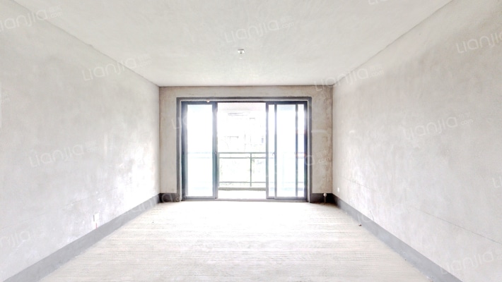 彰泰城东区二手房实景图