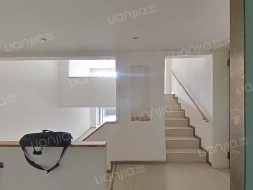 整租·人和天地（新牌坊） 4室2厅 南/西南