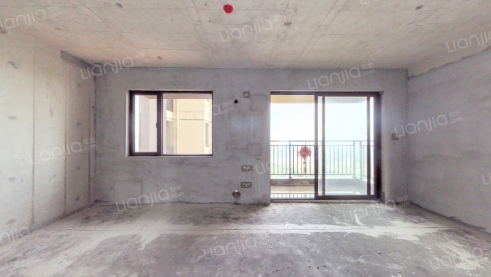 合景叠翠峰二手房实景图