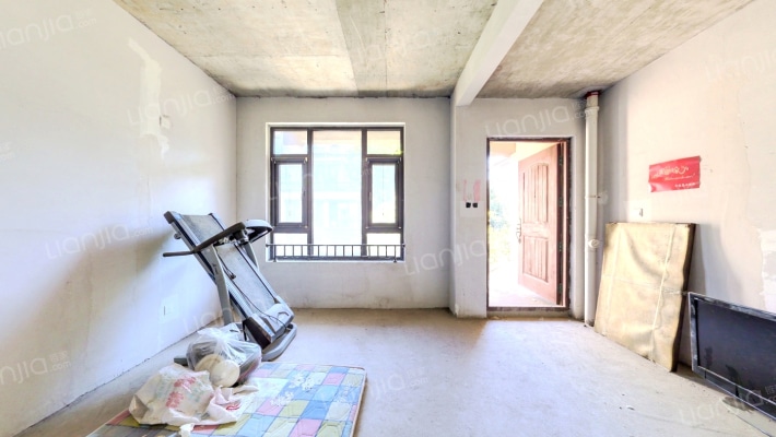 牛驼温泉孔雀城雅泉苑二手房实景图