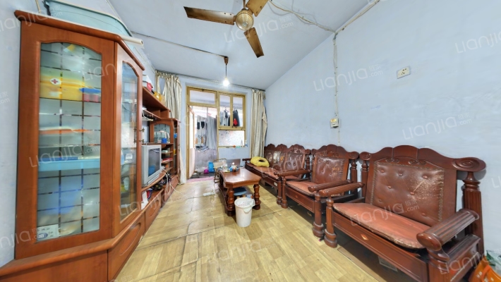 银桂桥西街4号二手房实景图