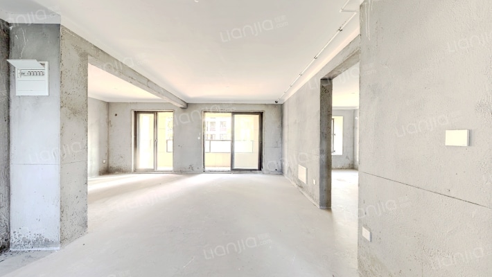 潇雅苑二手房实景图