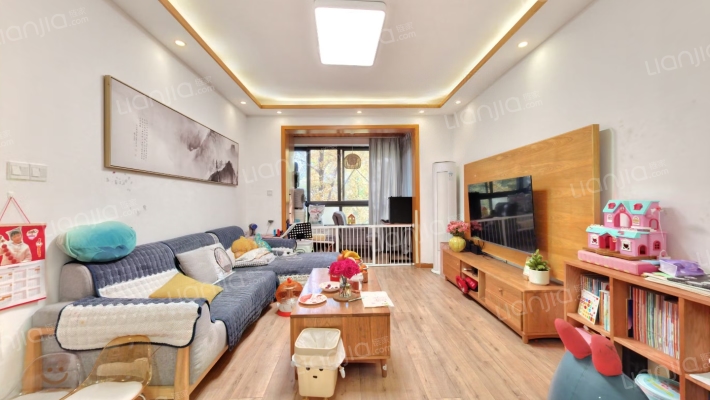 绿地紫瑞里二手房实景图