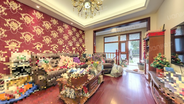 颐和湾花园二手房实景图