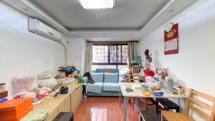 粤秀名邸二手房实景图