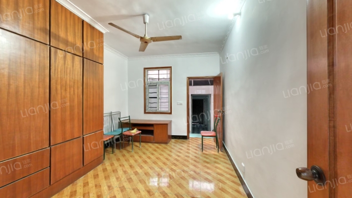 新庄西村二手房实景图