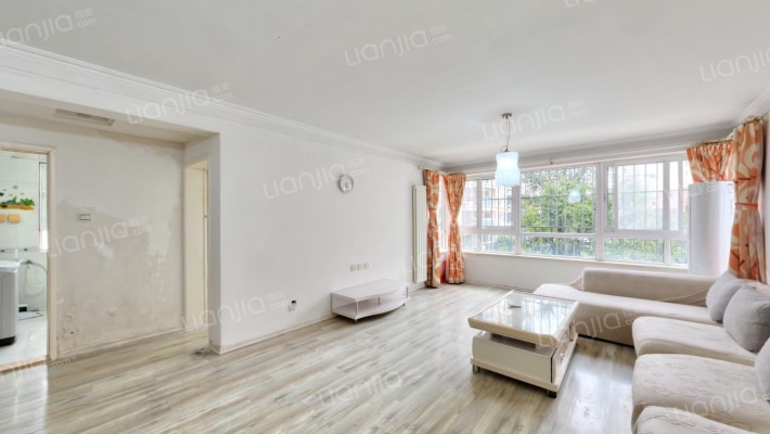 澳桦园二手房实景图