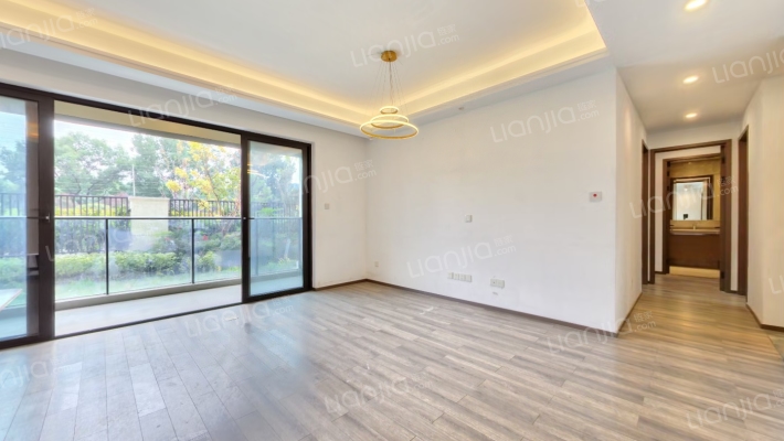 逸品澜岸花苑东区二手房实景图