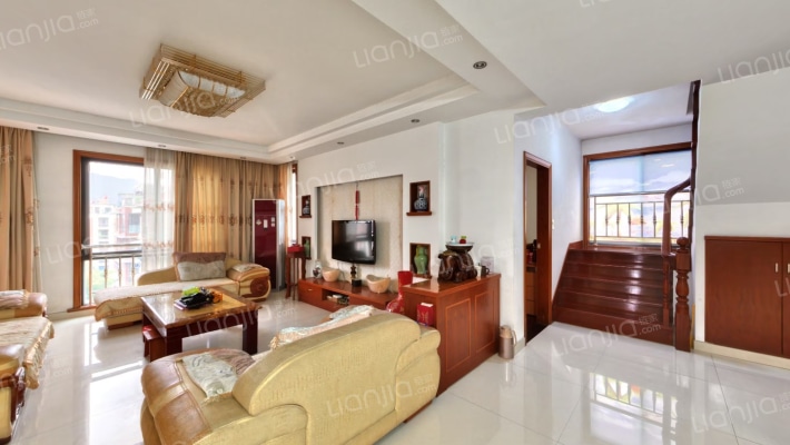 清华苑小区二手房实景图