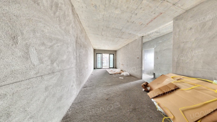 润合名居二手房实景图