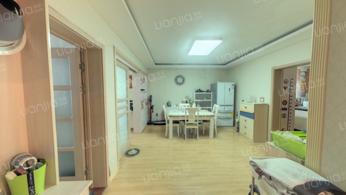 清华园(莱西)二手房实景图