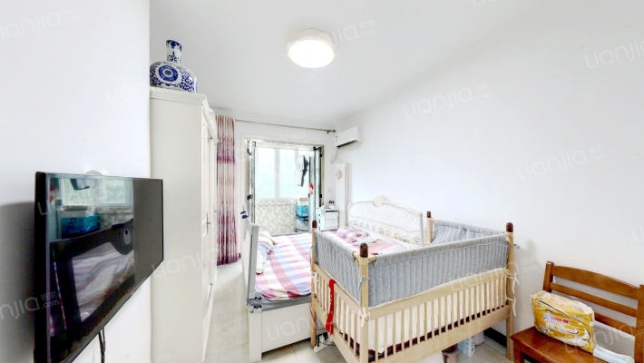 工程里二手房实景图