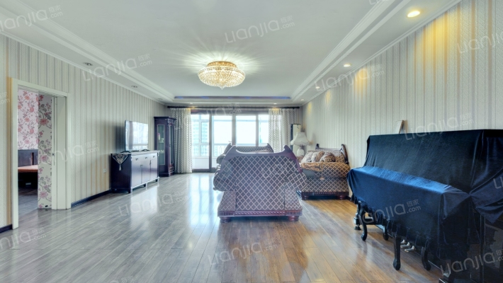 巴黎广场二手房实景图