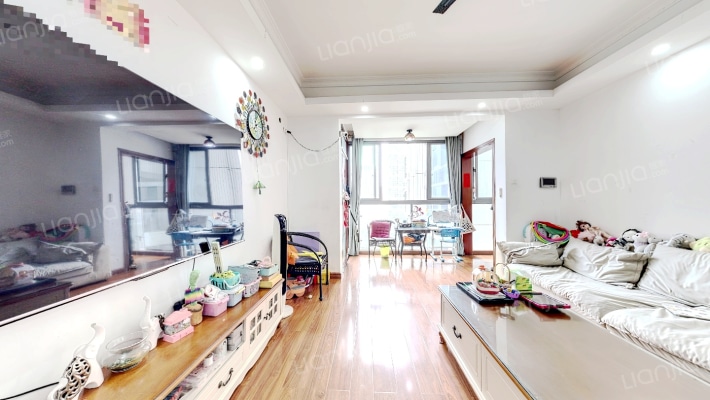 万象天成二手房实景图