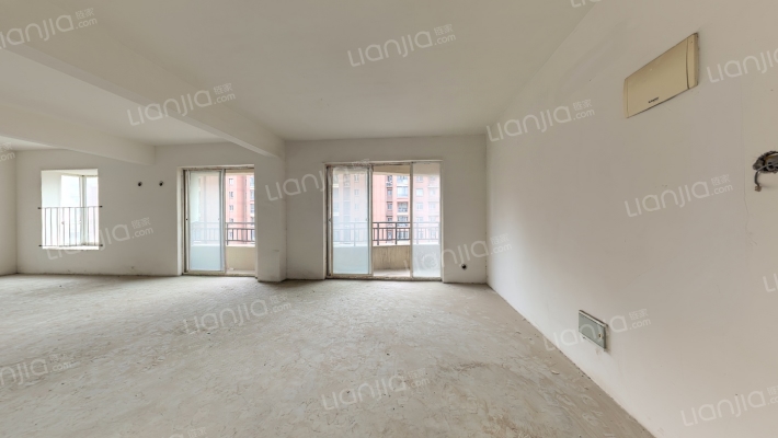 瀚华天地二手房实景图