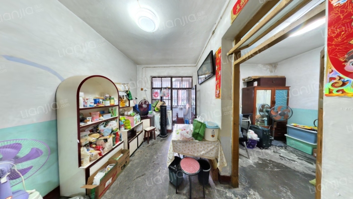 八二宿舍一区二手房实景图