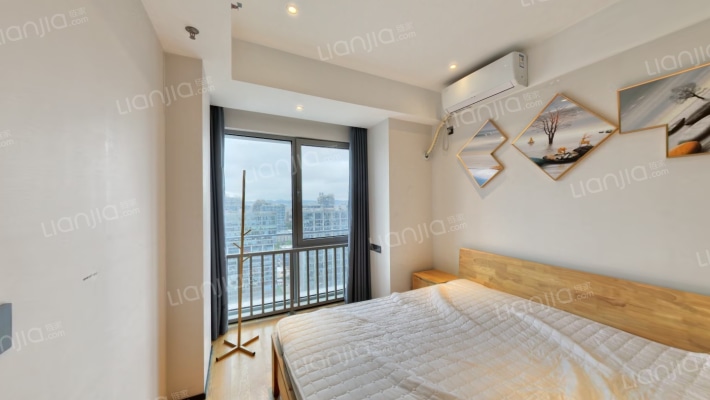 万科都荟天地城C区二手房实景图