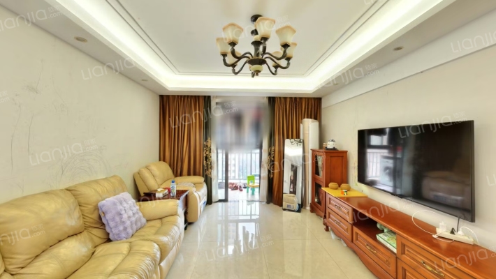 东方蓝海三期二手房实景图