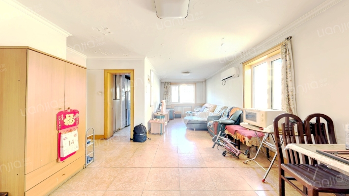 名都公寓二手房实景图