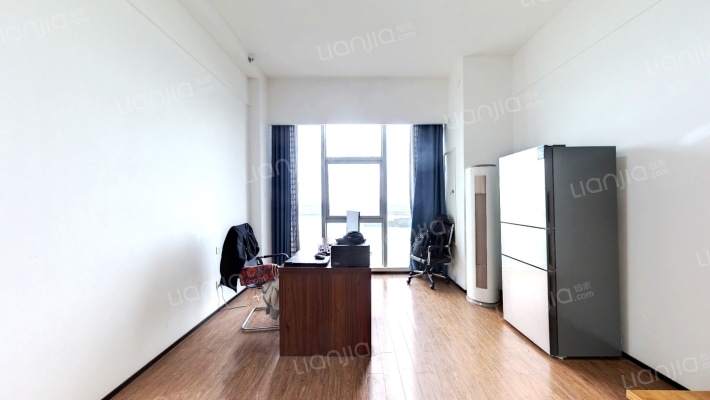 翡丽湾花园南区二手房实景图