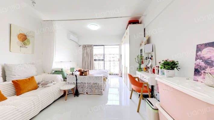 卓越城市中心花园二手房实景图