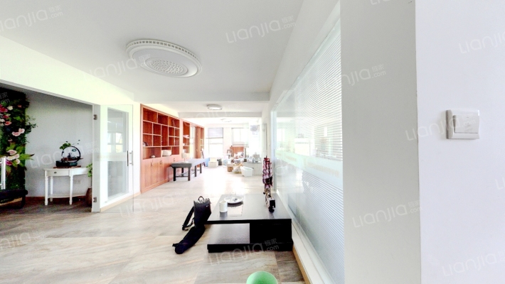 中南世纪城南区二手房实景图