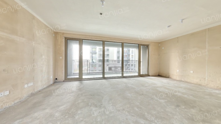 北岸·绿茵城二手房实景图