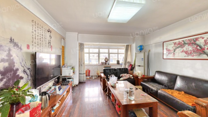 康华公寓二手房实景图