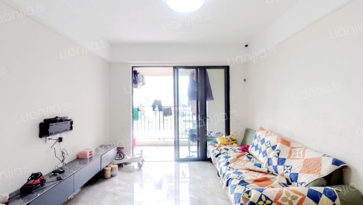 保利雅居乐中央公馆二手房实景图