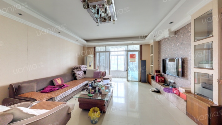 凤贵新村二手房实景图