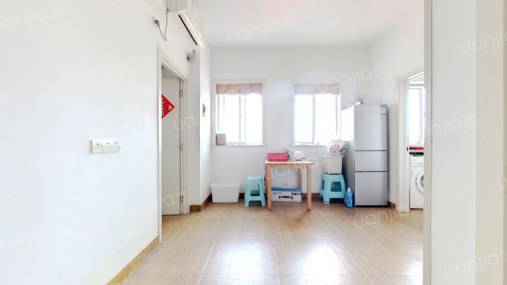 丽晶大厦二手房实景图