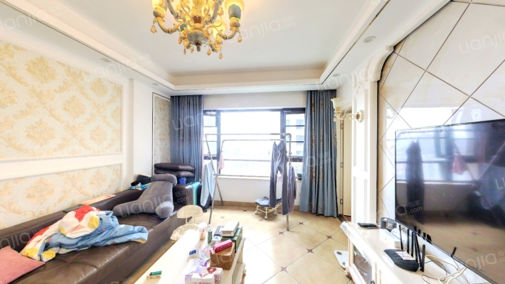 地泰人民公馆二手房实景图