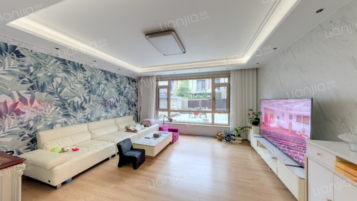 领秀翡翠山B区二手房实景图