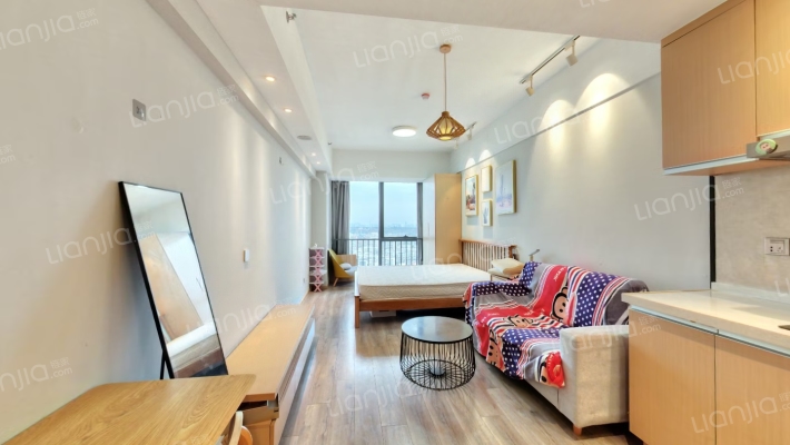 绿地云尚公馆二手房实景图