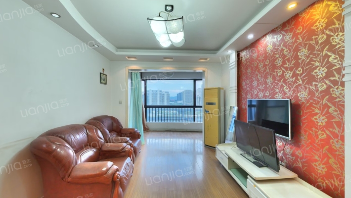 狮山峰尚二手房实景图