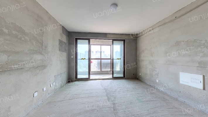 翡翠天域二手房实景图